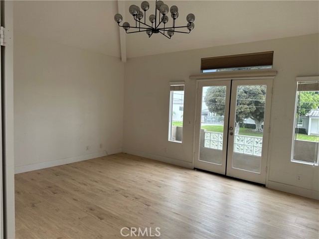 Detail Gallery Image 17 of 29 For 379 Monte Vista Ave a,  Costa Mesa,  CA 92627 - 4 Beds | 2/1 Baths