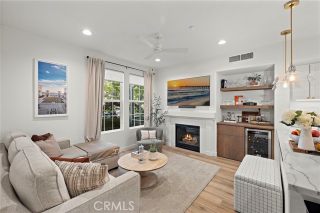 Detail Gallery Image 3 of 34 For 20 Bayley, Ladera Ranch,  CA 92694 - 2 Beds | 2/1 Baths