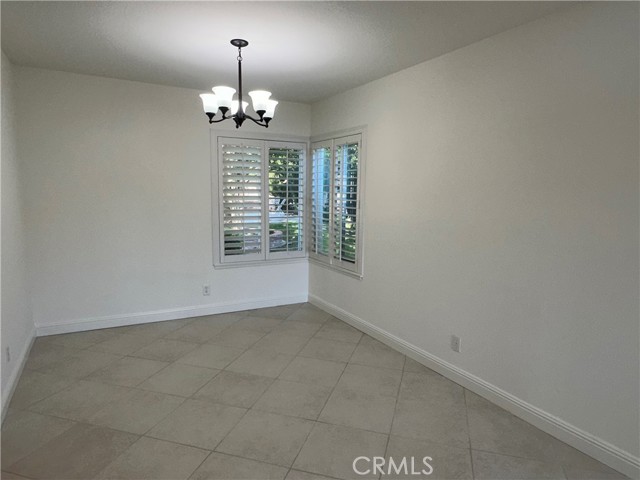 Detail Gallery Image 11 of 26 For 21022 Horsetree Cir, Trabuco Canyon,  CA 92679 - 4 Beds | 2/1 Baths