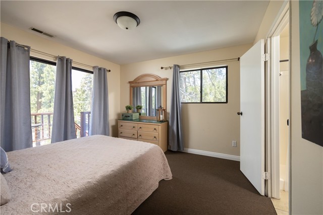 Detail Gallery Image 32 of 45 For 42592 Donez Way, Big Bear Lake,  CA 92315 - 9 Beds | 5/1 Baths