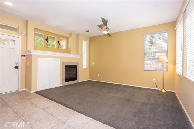 Detail Gallery Image 8 of 38 For 11480 Autumn Glen Ct, Porter Ranch,  CA 91326 - 3 Beds | 3 Baths