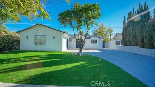 Detail Gallery Image 5 of 65 For 24306 Gilmore St, West Hills,  CA 91307 - 4 Beds | 2 Baths