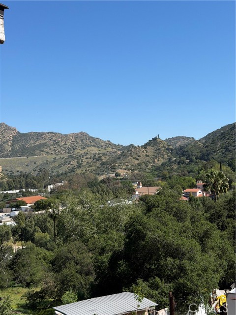 Detail Gallery Image 10 of 11 For 6541 Clear Springs, Simi Valley,  CA 93063 - 3 Beds | 2 Baths