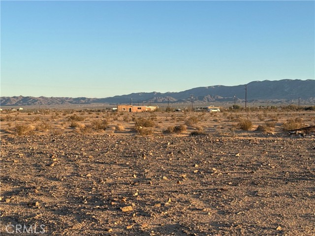 81100 Pipeline Road, 29 Palms CA: https://media.crmls.org/medias/206f38e4-f648-4cf0-8c02-c293d74936fb.jpg