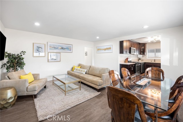 Detail Gallery Image 4 of 37 For 31 N Parkwood, Pasadena,  CA 91107 - – Beds | – Baths