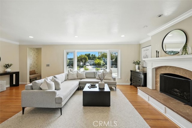 535 Panama Avenue, Long Beach CA: https://media.crmls.org/medias/2070391c-6d7d-4fe7-b23c-1e796535a4b4.jpg