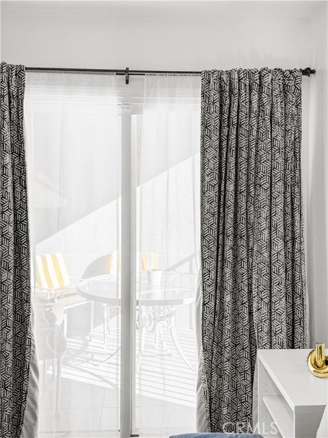 Detail Gallery Image 26 of 45 For 1519 W 37th Pl, Los Angeles,  CA 90018 - 3 Beds | 2/1 Baths