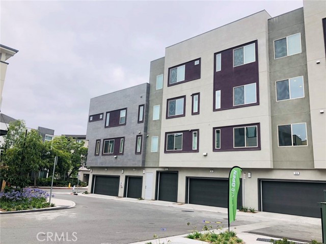 Front Image Thumbnail for CROC26020427