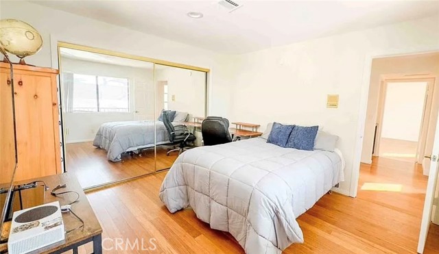 Detail Gallery Image 4 of 5 For 5851 Friends Ave #B,  Whittier,  CA 90601 - 2 Beds | 1/1 Baths