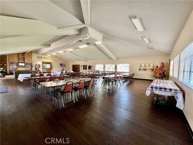 24600 Mountain Ave, Hemet CA: https://media.crmls.org/medias/2072e21c-9c59-4547-ba6d-cf5178b6fd06.jpg