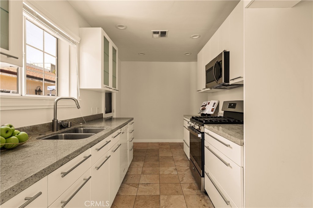 MLS #SR25252811 image #4