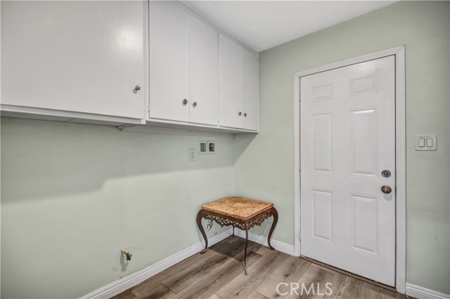 Detail Gallery Image 12 of 32 For 12811 Oaks Avenue, Chino,  CA 91710 - 6 Beds | 3 Baths