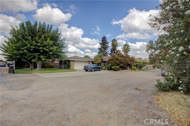 5900 Washington Road, Hughson CA: https://media.crmls.org/medias/2073e41e-9ecc-4663-8606-34081abf4356.jpg