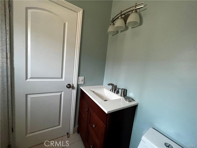 Detail Gallery Image 9 of 14 For 547 S Grande Vista Ave, Los Angeles,  CA 90063 - 4 Beds | 3 Baths