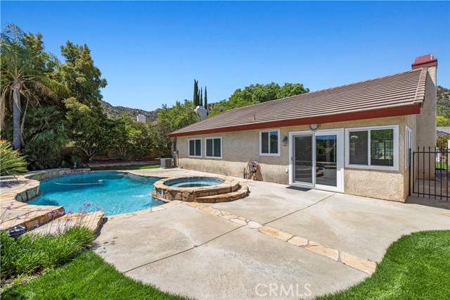 Detail Gallery Image 15 of 38 For 31332 Cherry Dr, Castaic,  CA 91384 - 3 Beds | 2 Baths