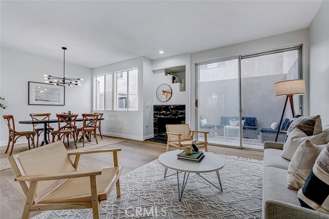 Detail Gallery Image 22 of 39 For 501 Herondo #18,  Hermosa Beach,  CA 90254 - 3 Beds | 2 Baths