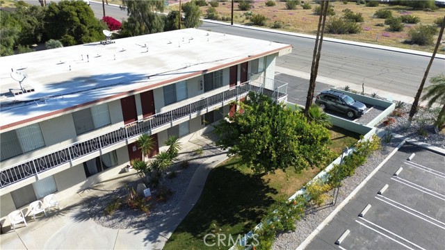 2303 N Indian Canyon Dr, Palm Springs CA: https://media.crmls.org/medias/2076431e-d810-4240-b4fb-0e46a29b7b5e.jpg