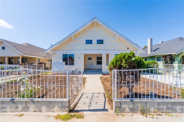 3 Bed Home for Sale in Los Angeles, California