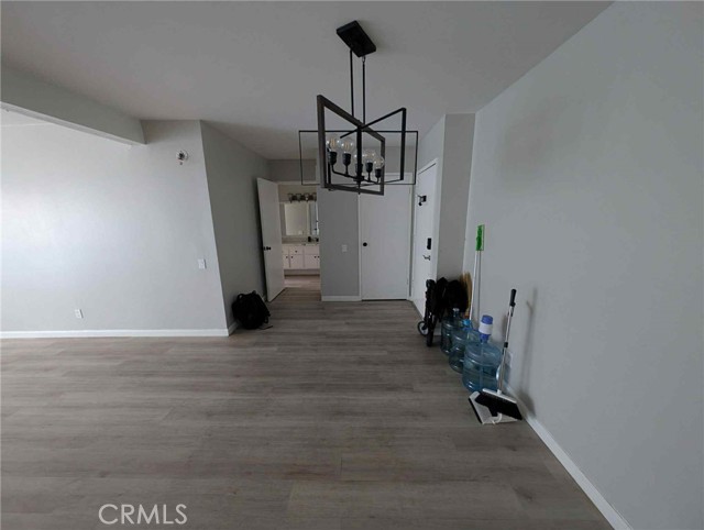Detail Gallery Image 6 of 15 For 5460 White Oak Avenue #302, Encino,  CA 91316 - 2 Beds | 2 Baths