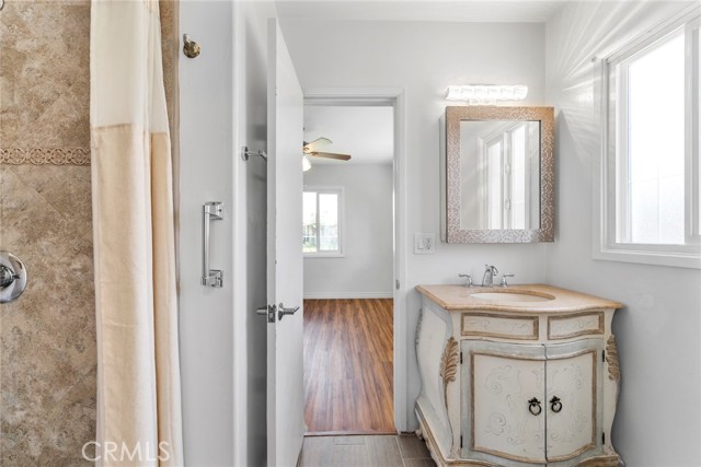 Detail Gallery Image 18 of 23 For 2101 W Gage Ave, Fullerton,  CA 92833 - 3 Beds | 2 Baths