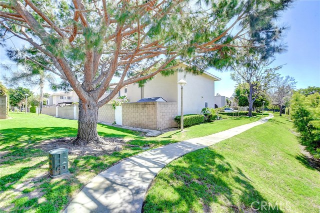 Detail Gallery Image 36 of 43 For 2486 Napoli Way, Costa Mesa,  CA 92627 - 3 Beds | 2 Baths