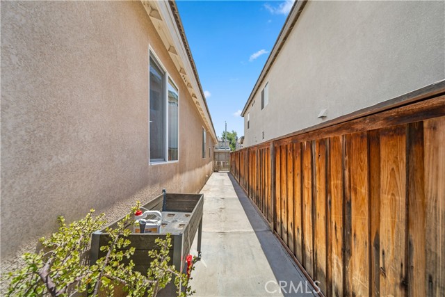 Image 17 of 36 For 1387 Veronica Trail