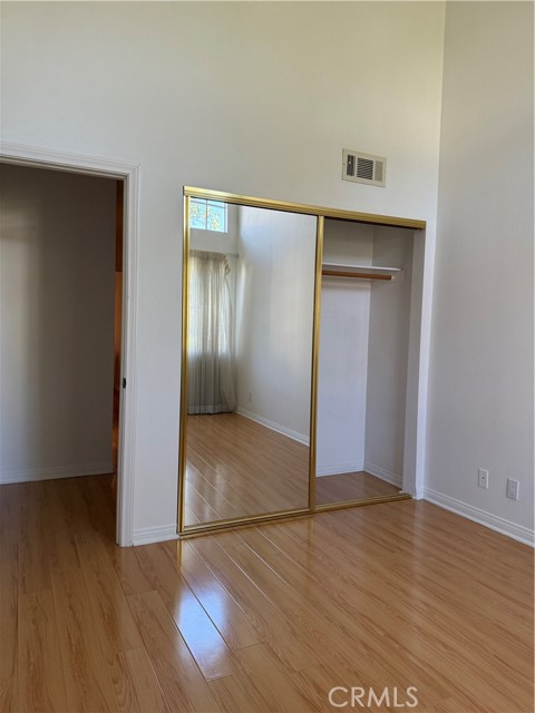 1131 Campbell Street, Glendale CA: https://media.crmls.org/medias/20794e2c-184b-4bbe-a35a-b1fa42939168.jpg
