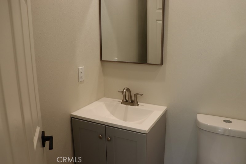 https://media.crmls.org/medias/2079b904-5ae3-4871-b20f-f986973d7b4d.jpg?preset=X-Large