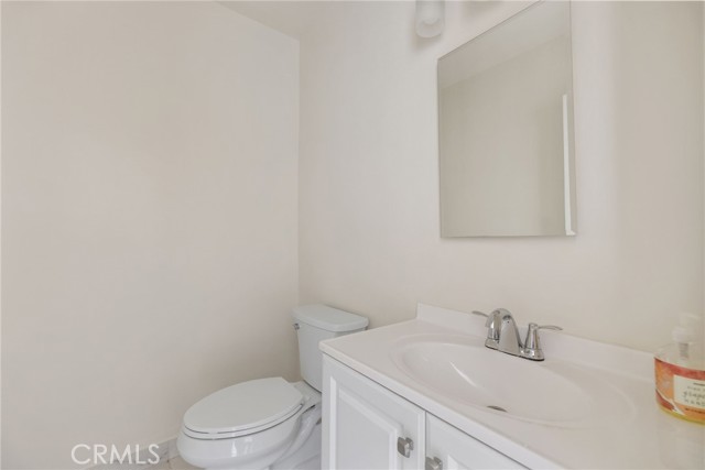 7137 Ramsgate Avenue, Los Angeles CA: https://media.crmls.org/medias/2079e96e-c853-451c-b9a2-c648b5274911.jpg