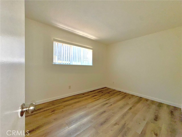 2225 N Broadway, Santa Ana CA: https://media.crmls.org/medias/2079ebbf-7f06-44ab-adfa-84815602eb32.jpg