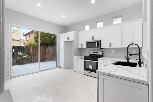447 Paseo Del Valle, Camarillo CA: https://media.crmls.org/medias/207a5d8a-c6fd-4f42-ab5d-bfc5fd25d11a.jpg