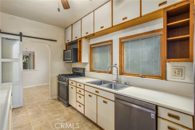 Detail Gallery Image 23 of 51 For 3311 N D St, San Bernardino,  CA 92405 - 3 Beds | 2 Baths