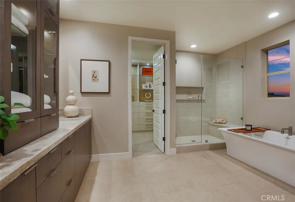 MLS #OC25238540 image #6