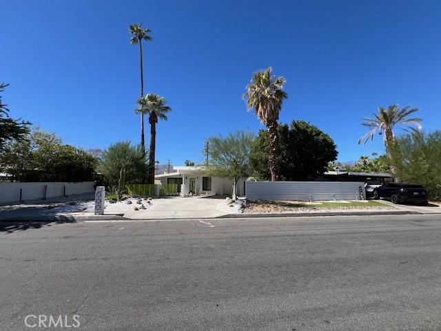 Detail Gallery Image 3 of 37 For 45416 Panorama Dr, Palm Desert,  CA 92260 - 4 Beds | 2/1 Baths