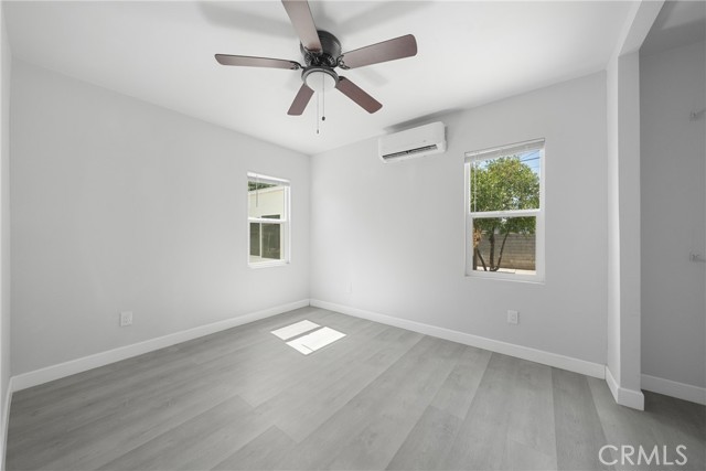 Detail Gallery Image 13 of 39 For 2461 Saint Pierre, Altadena,  CA 91001 - 4 Beds | 2 Baths