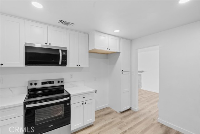 11170 Rosarita Drive, Loma Linda CA: https://media.crmls.org/medias/207c6bcb-419e-44cb-8380-250b23ae031b.jpg