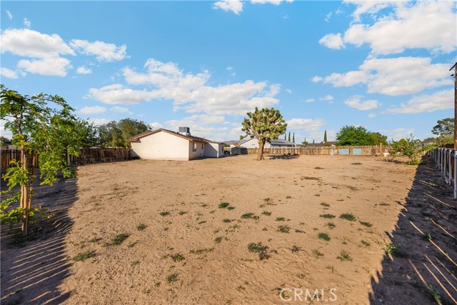 Detail Gallery Image 19 of 28 For 11865 Pecos Rd, Apple Valley,  CA 92308 - 3 Beds | 2 Baths
