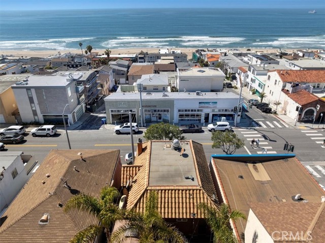 3216 Highland Avenue, Manhattan Beach CA: https://media.crmls.org/medias/207cdbcc-82a6-48b6-af5b-aeb412c6faff.jpg