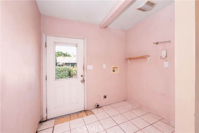 2306 W Cedarwood Street, West Covina CA: https://media.crmls.org/medias/207ceb37-28a2-4fbf-86a4-c7f30af474a9.jpg
