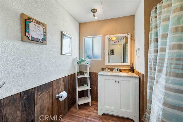15000 Gray Pine Road, Lower Lake CA: https://media.crmls.org/medias/207d6010-73bc-475f-af0c-2dfbceb39ee7.jpg