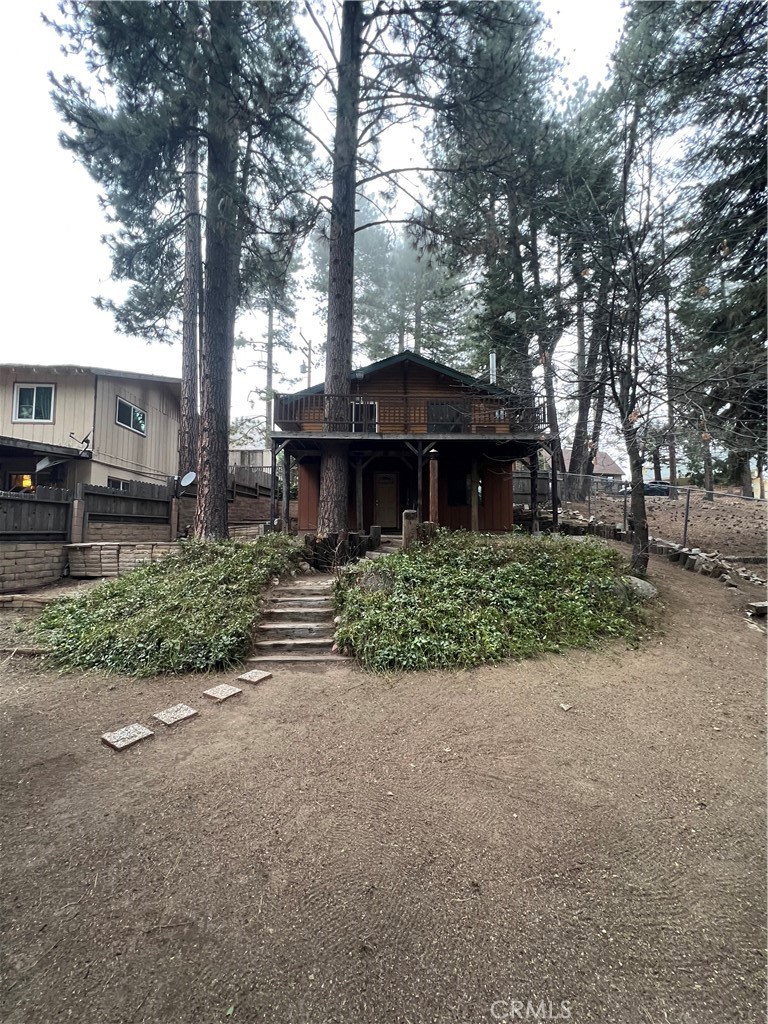 2405 Whispering Pines Drive