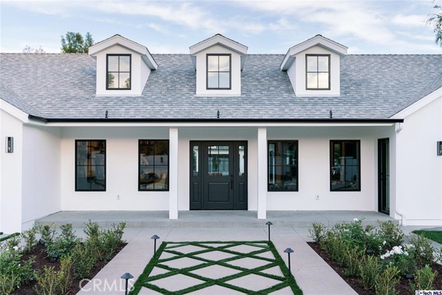 Photo of 5724 Manton Avenue, Woodland Hills, CA 91367