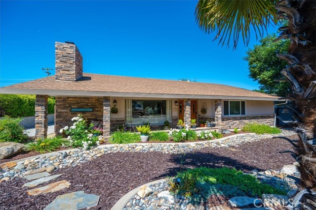 Detail Gallery Image 5 of 56 For 1040 Par Ave, Paso Robles,  CA 93446 - 3 Beds | 2/1 Baths