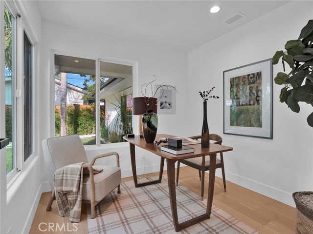 Image 20 of 51 For 24100 Philiprimm Street