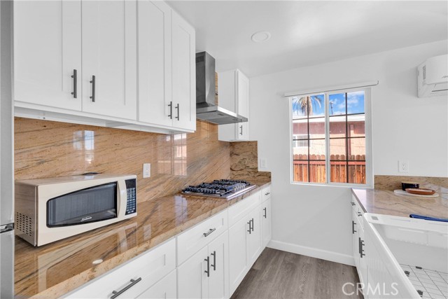 Detail Gallery Image 6 of 48 For 1124 W 11th, San Bernardino,  CA 92411 - – Beds | – Baths