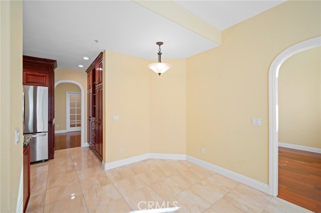 Detail Gallery Image 13 of 46 For 983 Calle Amable, Glendale,  CA 91208 - 4 Beds | 3 Baths