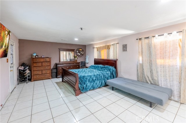 Detail Gallery Image 15 of 33 For 16131 Colina St, Victorville,  CA 92395 - 3 Beds | 2 Baths