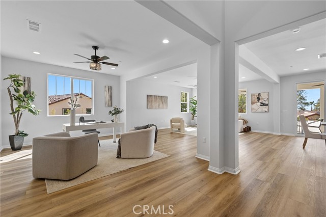 5808 Levanto Street, Bakersfield CA: https://media.crmls.org/medias/2082e4dc-5c62-4927-bec1-23ab012f85f4.jpg