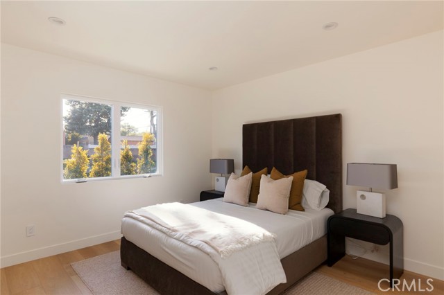 Image 15 of 41 For 3554 Sycamore