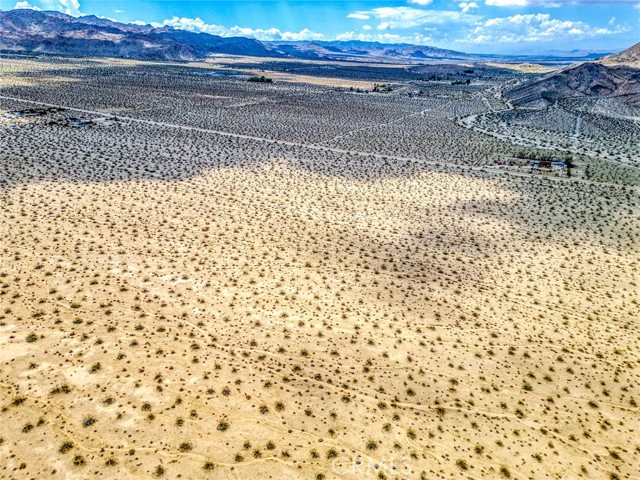 104 Mantonya Road, 29 Palms CA: https://media.crmls.org/medias/20845e4f-5e41-469b-9c30-c72c1385b920.jpg